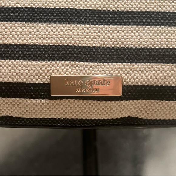 Kate Spade Alice Court Celina Crossbody Bag Purse with Bow Black and Cream - Picture 5 of 16